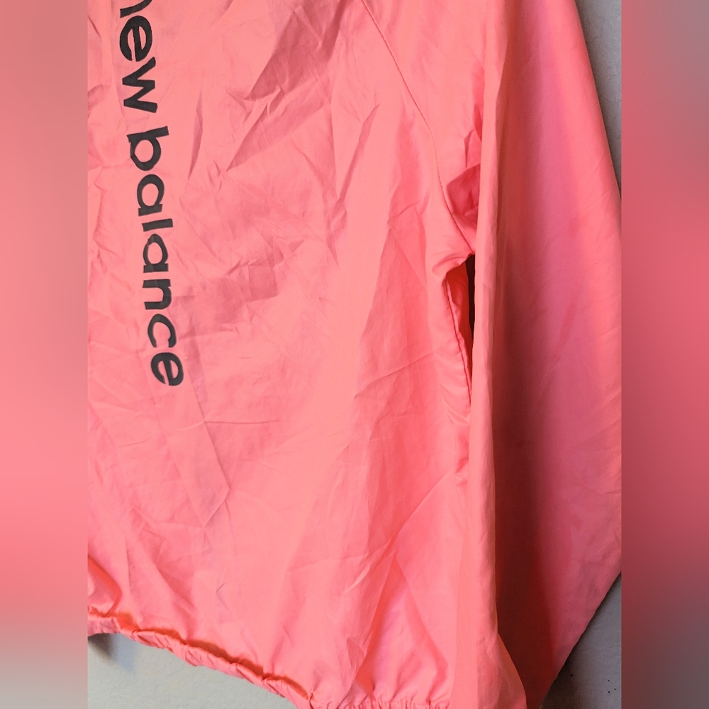 New Balance Windbreaker - Picture 6 of 6